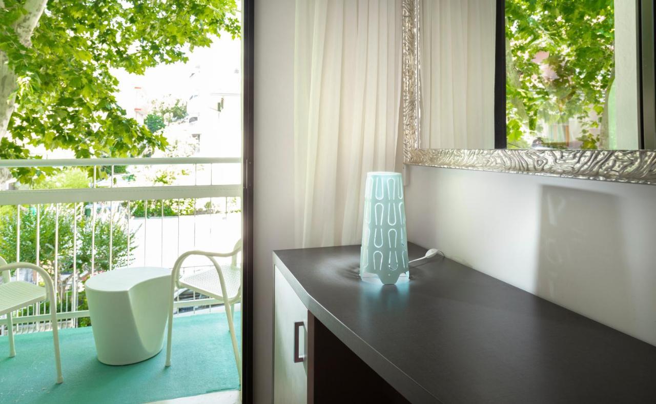 Hotel Castellucci Bellaria-Igea Marina Bagian luar foto
