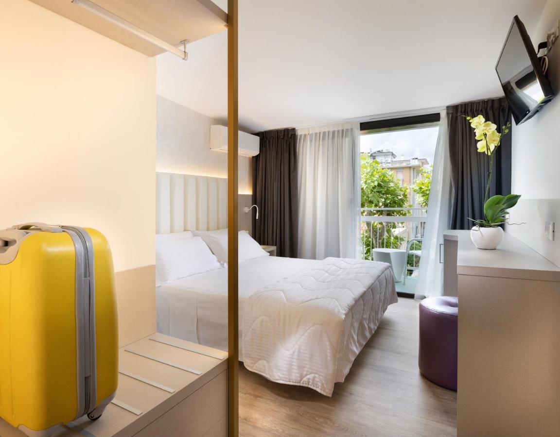 Hotel Castellucci Bellaria-Igea Marina Bagian luar foto